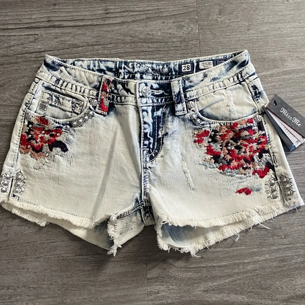 Miss Me Denim Shorts NWT - Picture 1 of 9